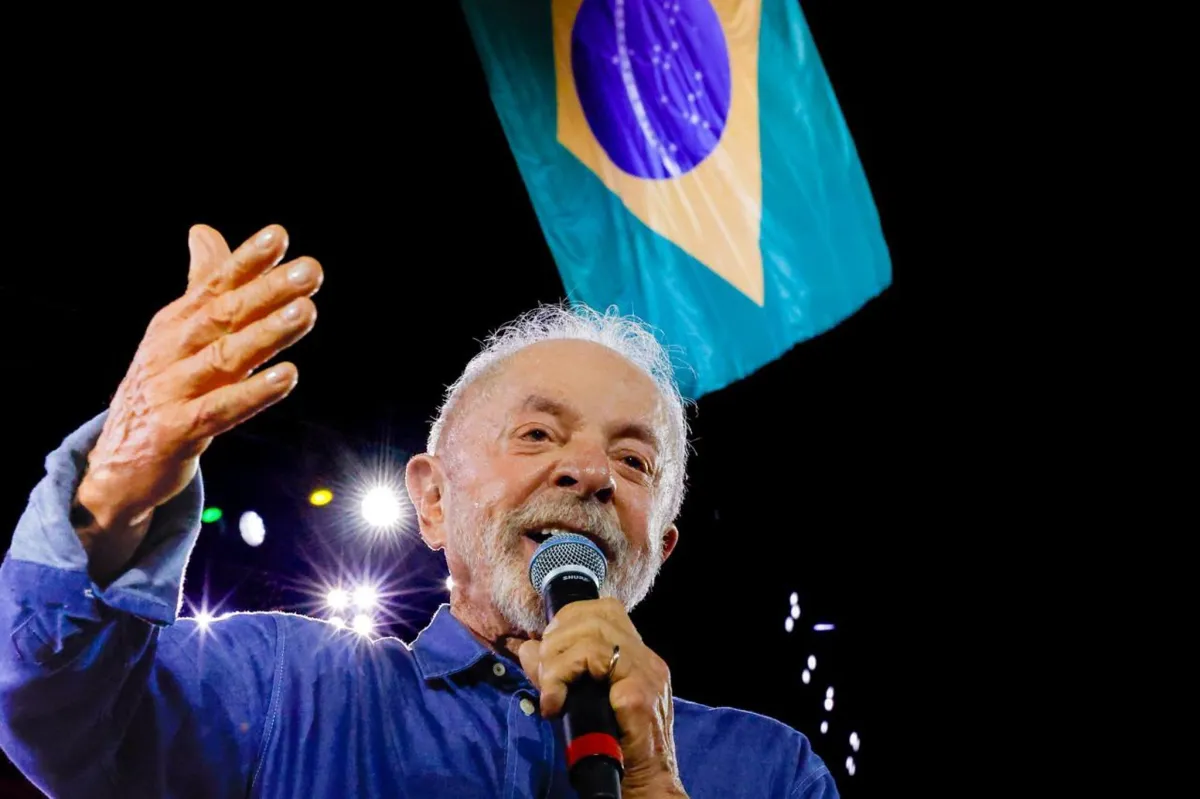 Entorno de Lula defende proposta de tarifa zero antes do segundo turno